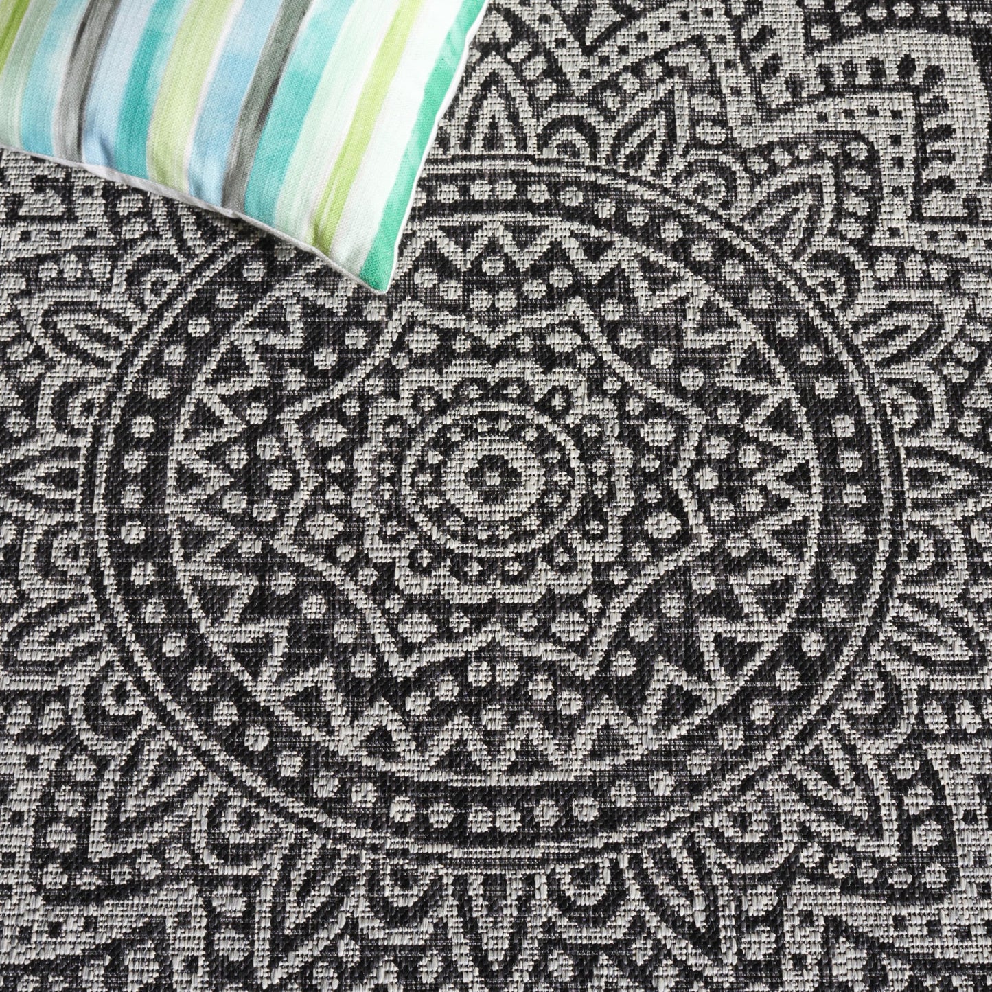 SAFAVIEH Courtyard Collection 2'3" x 8' Light Grey/Black CY8734 Indoor/ Outdoor Waterproof Easy Cleaning Patio Backyard Mudroom Runner Rug