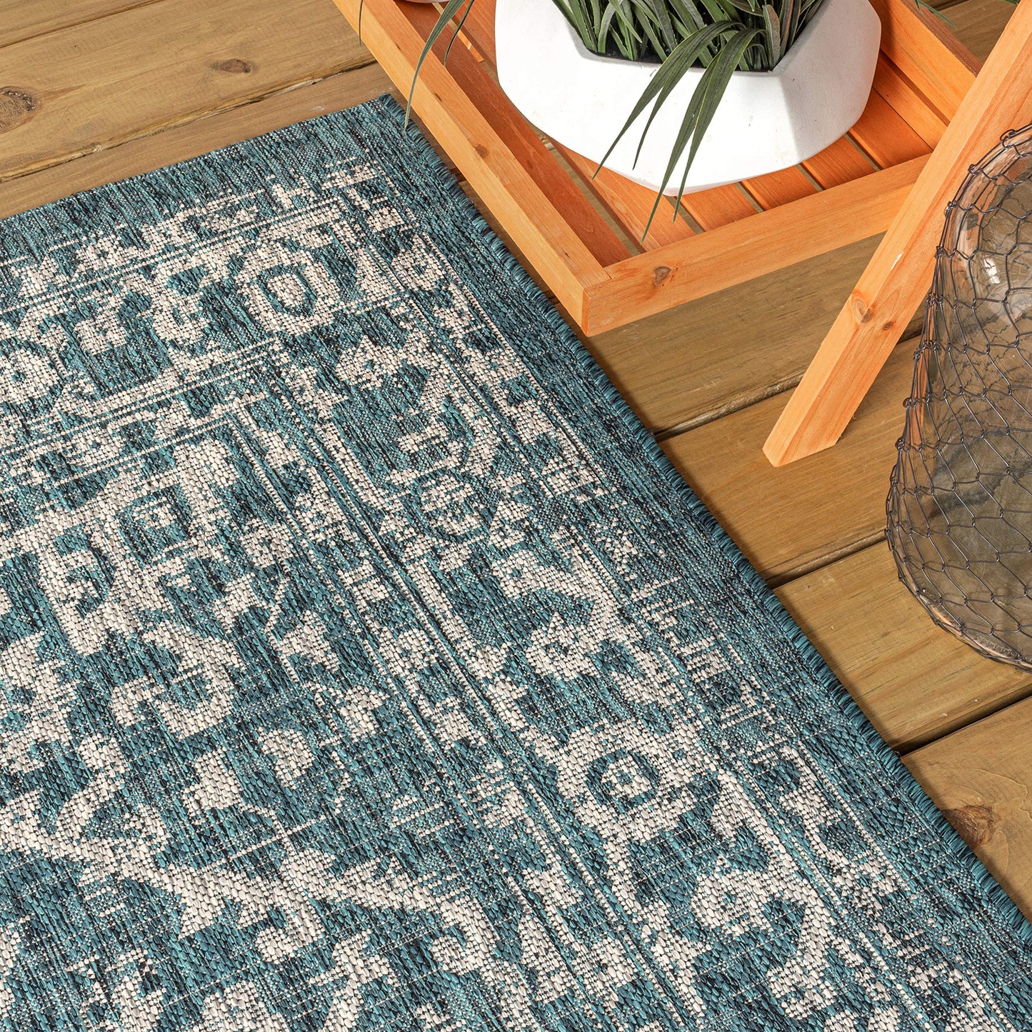 JONATHAN Y Boho Medallion Indoor Outdoor Area Rug 6X9 Teal/Gray, Malta Textured Weave for Backyard, Patio, Porch, Easy-Cleaning, High Traffic, Pet-Friendly, Non-Shedding (SMB104B-6)