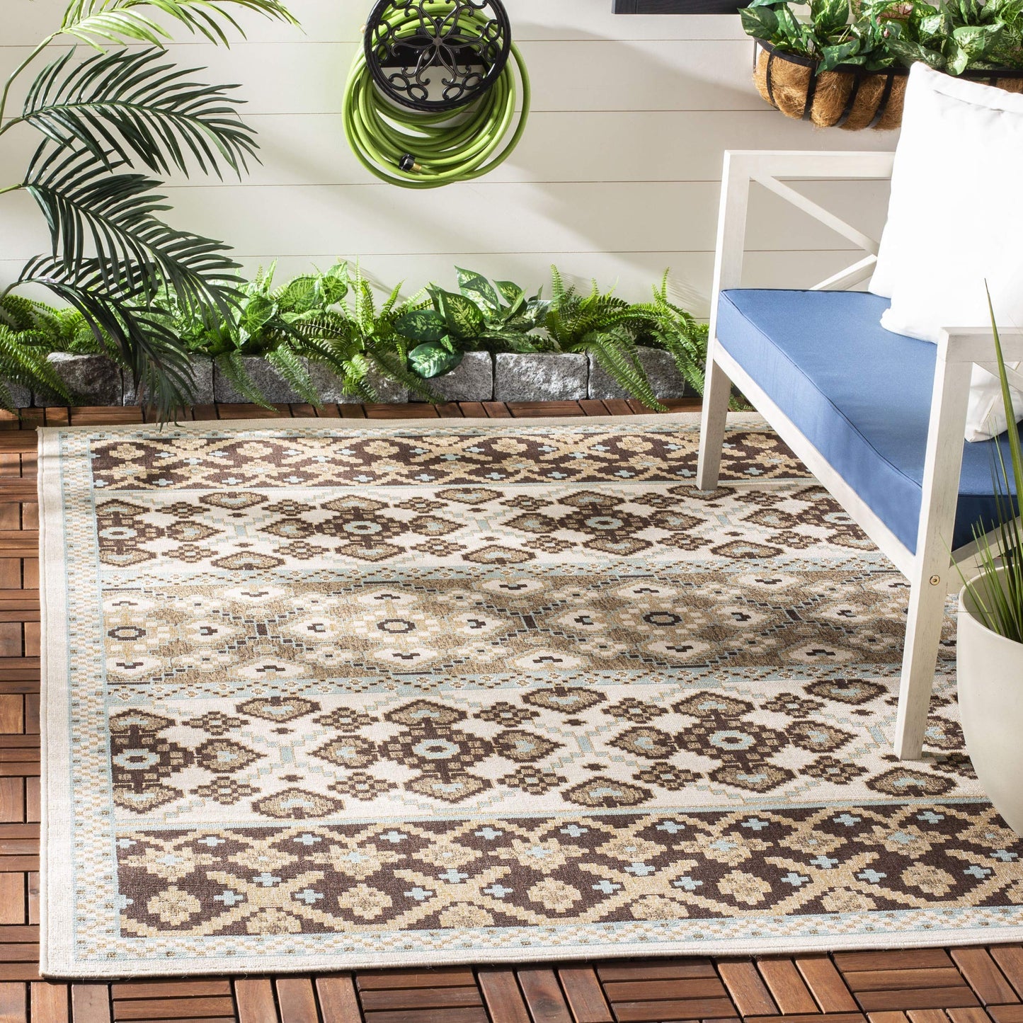 SAFAVIEH Washable Rug Outdoor Veranda Collection - 8' x 11', Cream & Chocolate, Non-Shedding & Easy to Clean, Ideal for Patio, Backyard, Mudroom (VER093-0212)