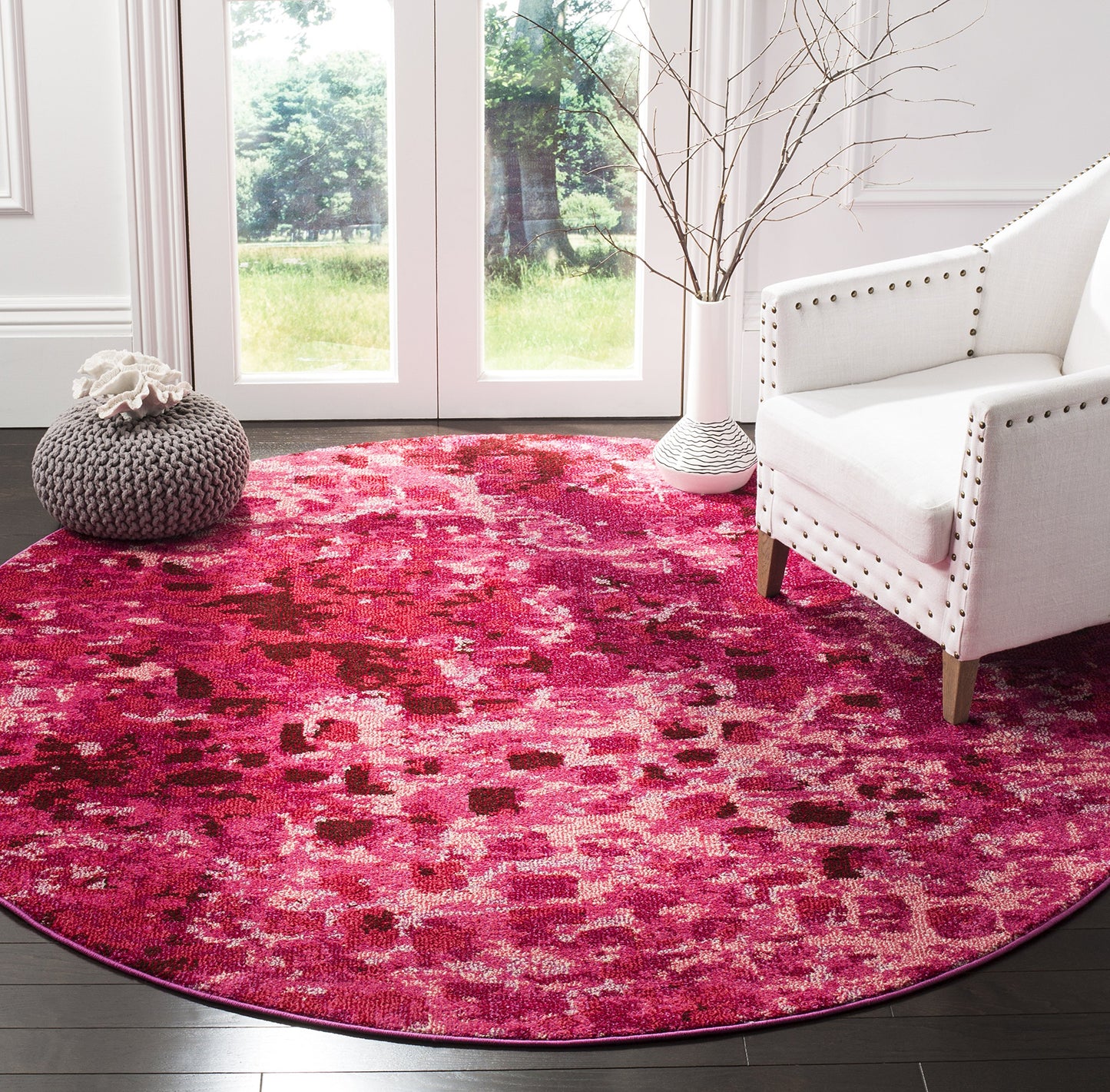 SAFAVIEH Monaco Collection Area Rug - 6'7" Round, Fuchsia, Boho Chic Abstract Watercolor Design, Non-Shedding & Easy Care, Ideal for High Traffic Areas in Living Room, Bedroom (MNC225F)