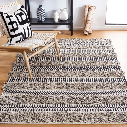 SAFAVIEH Area Rug 8x10 - Natura Collection - Large - Black & Ivory, Flat Weave Cotton, Ideal for Living Room, Bedroom, Dining Space (NAT926Z)
