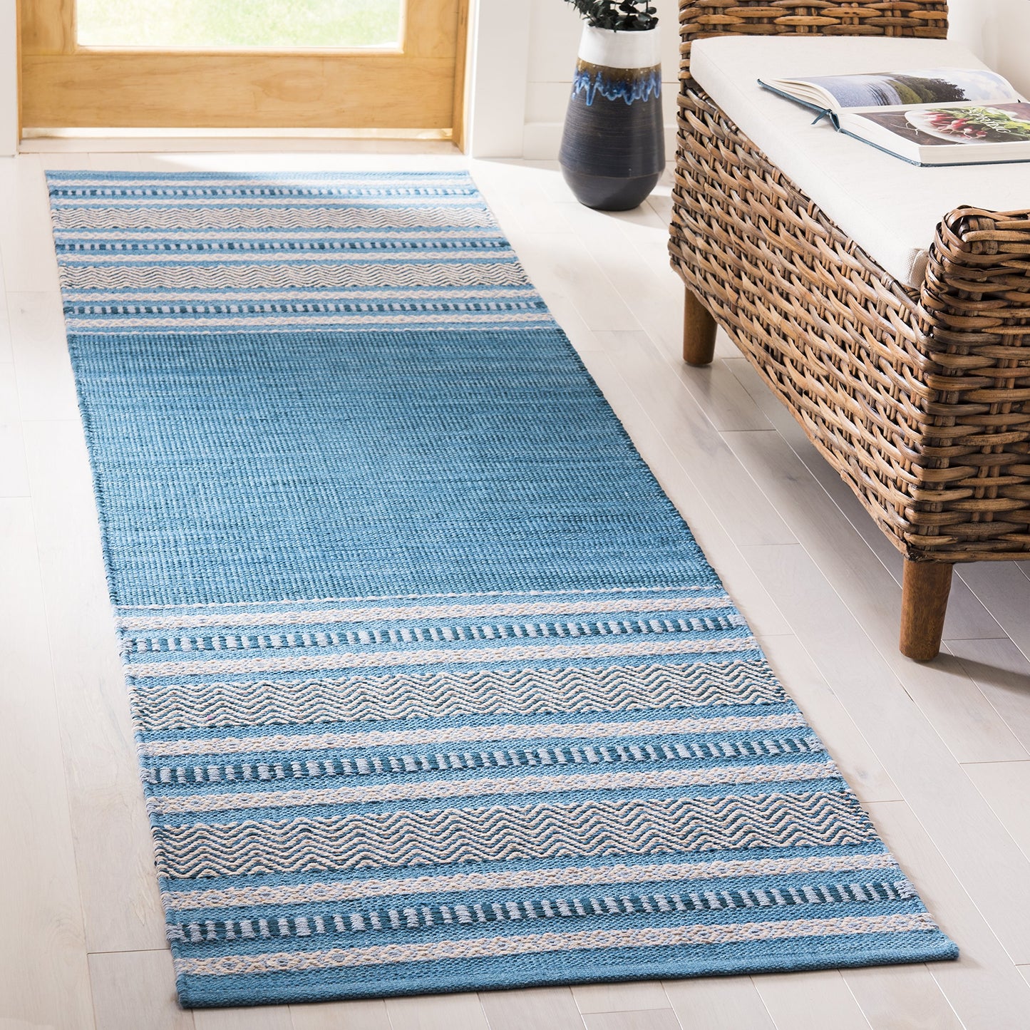 SAFAVIEH Montauk Collection Runner Rug - 2'6" x 12', Blue & Grey, Handmade Flat Weave Stripe Cotton, Ideal for High Traffic Areas in Living Room, Bedroom (MTK214A)