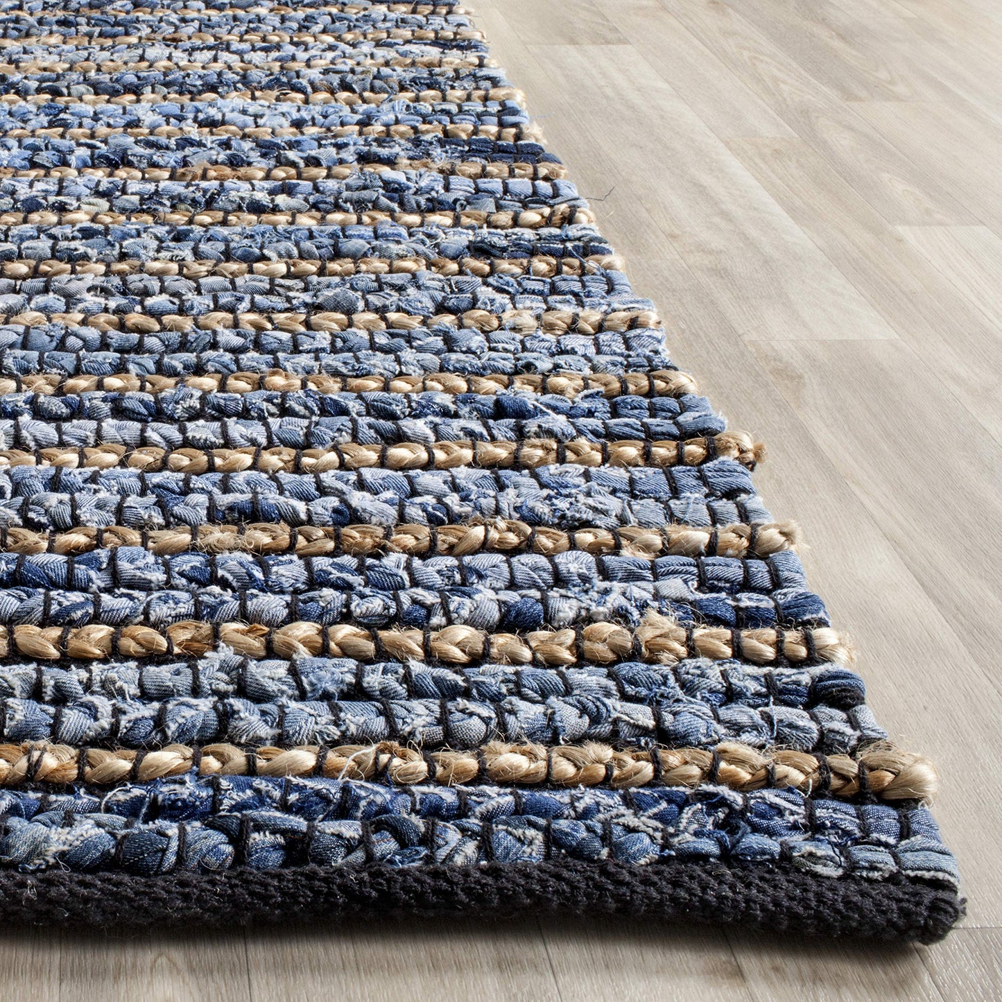 SAFAVIEH Cape Cod Collection Area Rug - 10' Square, Blue & Natural, Handmade Flat Weave Braided Jute & Cotton, Ideal for High Traffic Areas in Living Room, Bedroom (CAP363A)