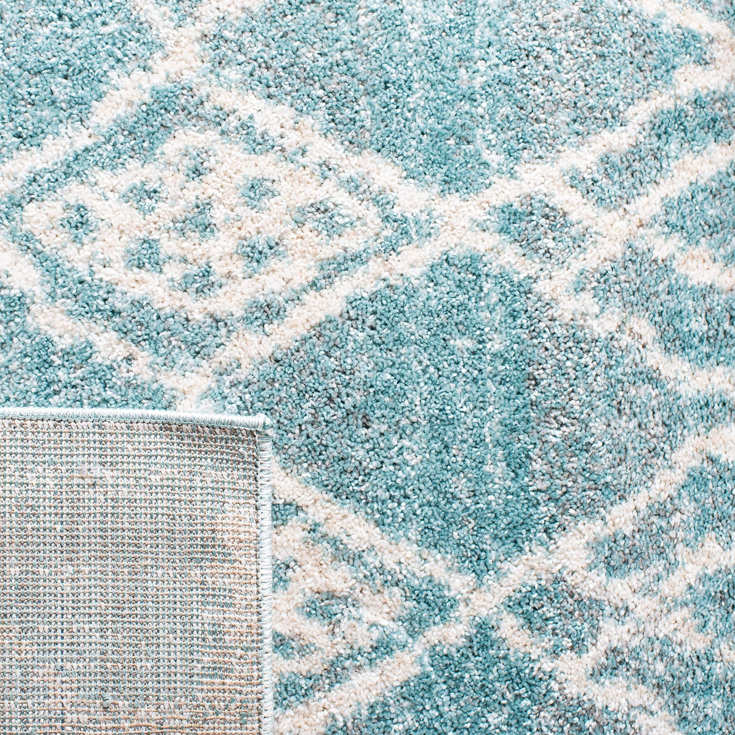 SAFAVIEH Tunisia Collection Area Rug - 5'3" x 7'7", Aqua & Ivory, Moroccan Tribal Design, Non-Shedding & Easy Care, Ideal for High Traffic Areas in Living Room, Bedroom (TUN736J)