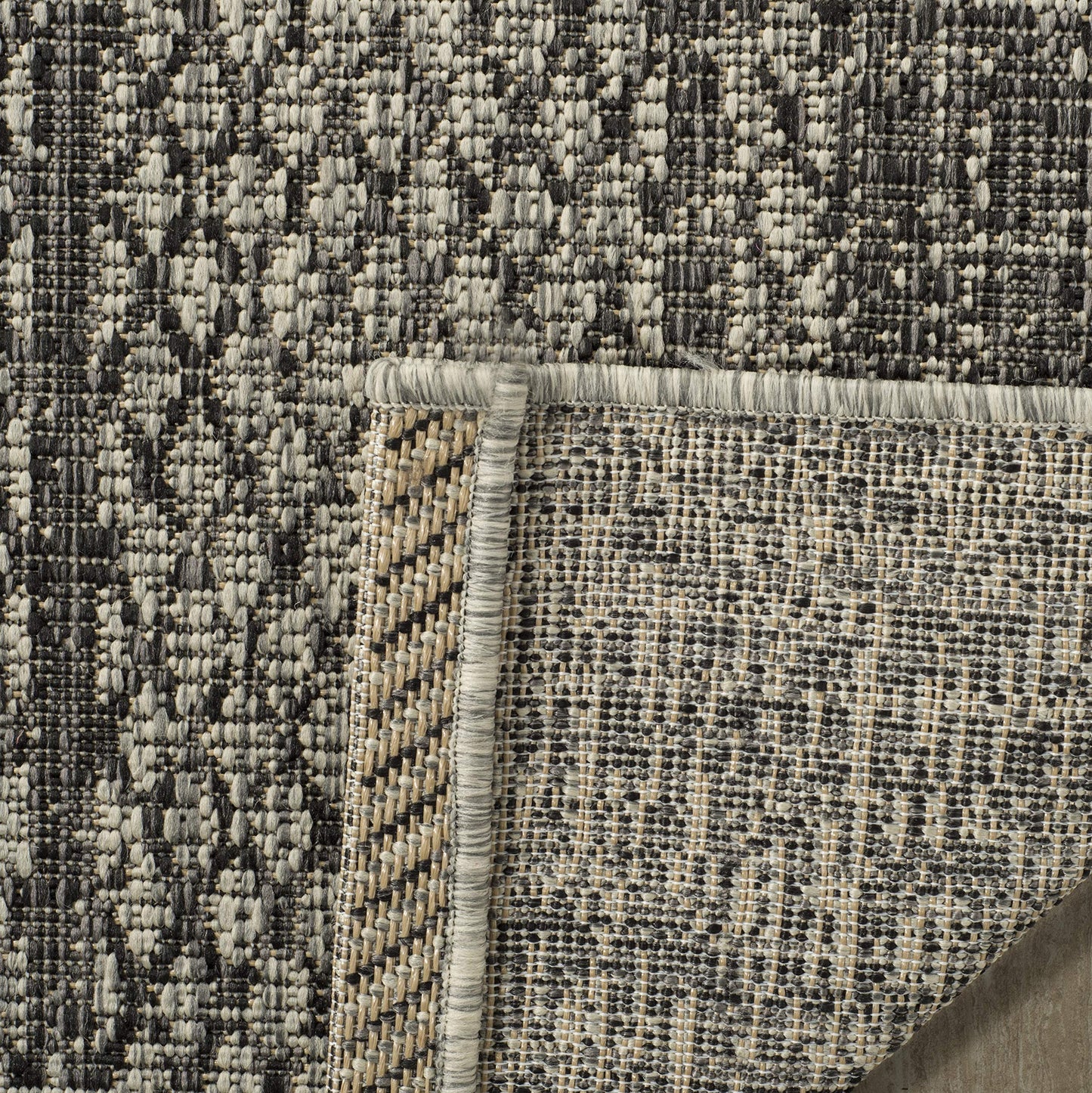 SAFAVIEH Washable Rug Outdoor Courtyard Collection - 2'3" x 6'7" Runner, Light Grey & Black, Non-Shedding & Easy Cleaning, Ideal for Patio, Entryway, Mudroom, Hallway, Kitchen (CY8736-37612)