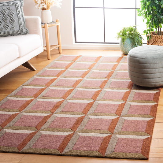 SAFAVIEH Genre Collection Area Rug - 5' x 8', Pink & Beige, Handmade Wool, Ideal for Living Room, Bedroom, Dining (GRE101U-5)