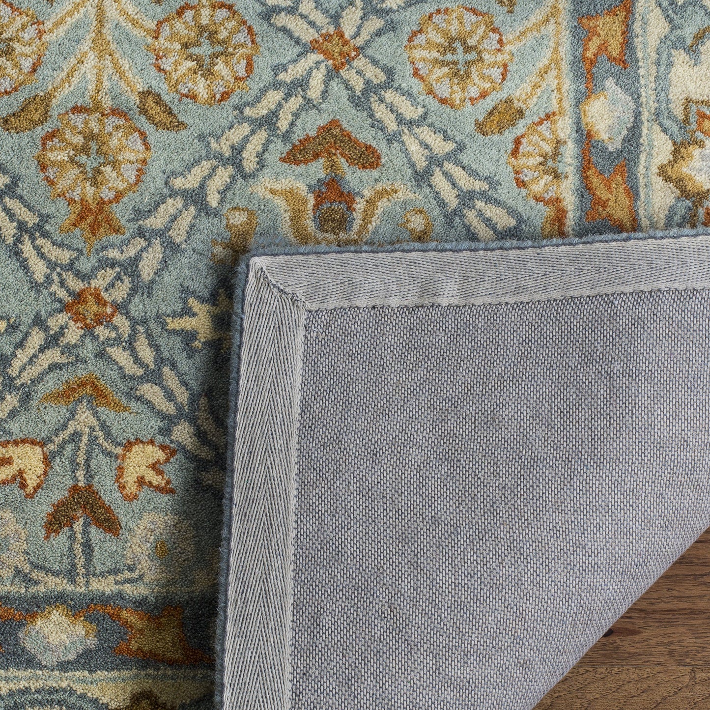 SAFAVIEH Heritage Collection Accent Rug - 3' x 5', Cream & Blue, Handmade Traditional Oriental Wool, Ideal for High Traffic Areas in Entryway, Living Room, Bedroom (HG738A)