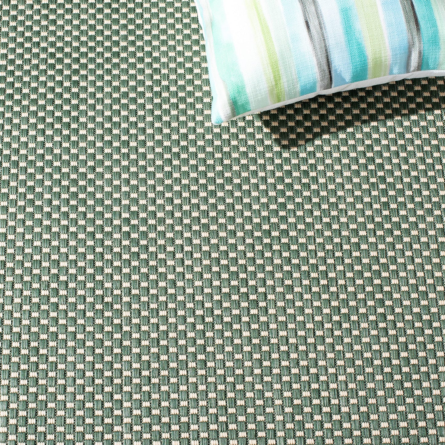 SAFAVIEH Washable Rug Outdoor Courtyard Collection - 2' x 3'7", Dark Green & Beige, Non-Shedding & Easy Cleaning, Ideal for Patio, Front Door, Entryway, Doormat (CY6521-32221)